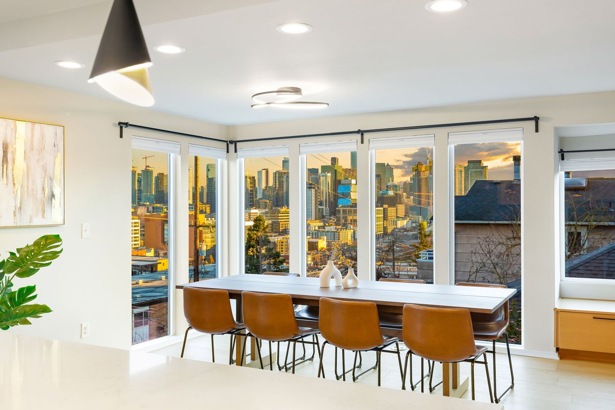 Gorgeous SpaceNeedle & City Views 4B3B