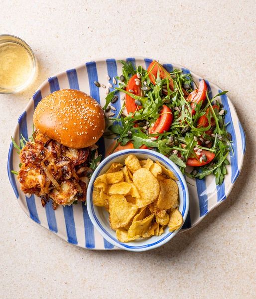 Photo of Deetlefs’ Crumbed Halloumi Burger