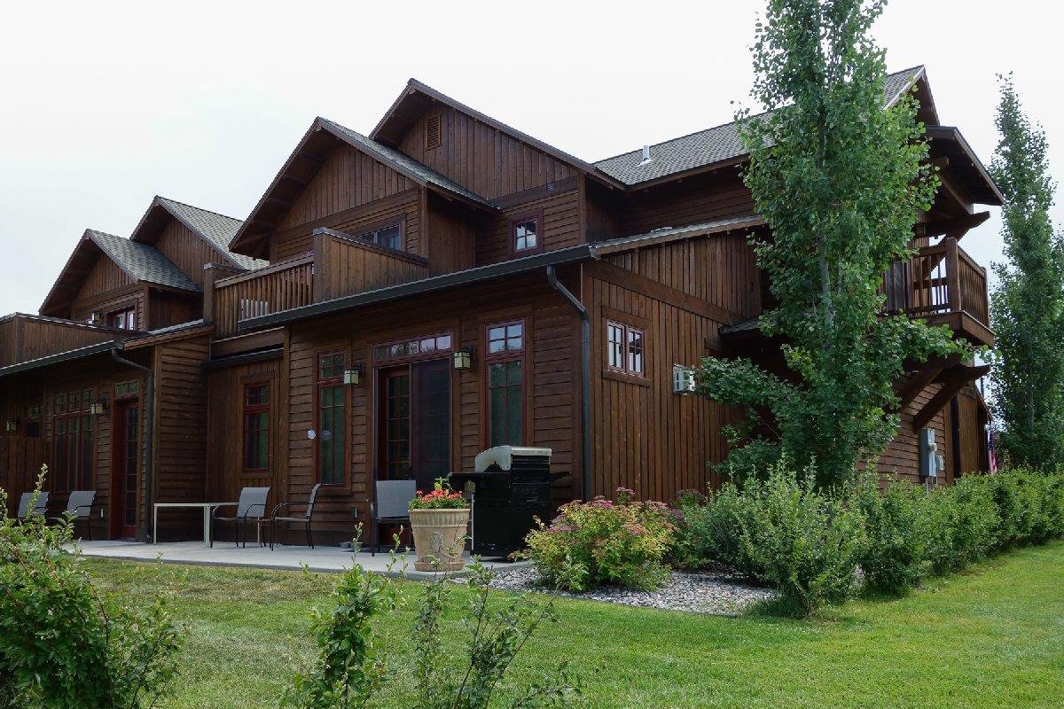 Legends Townhouse-Luxury Townhouse Near Bozeman an gallery image 4