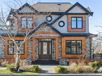 Modern 4B/5B Vancouver Home w/AC + Rooftop Patio