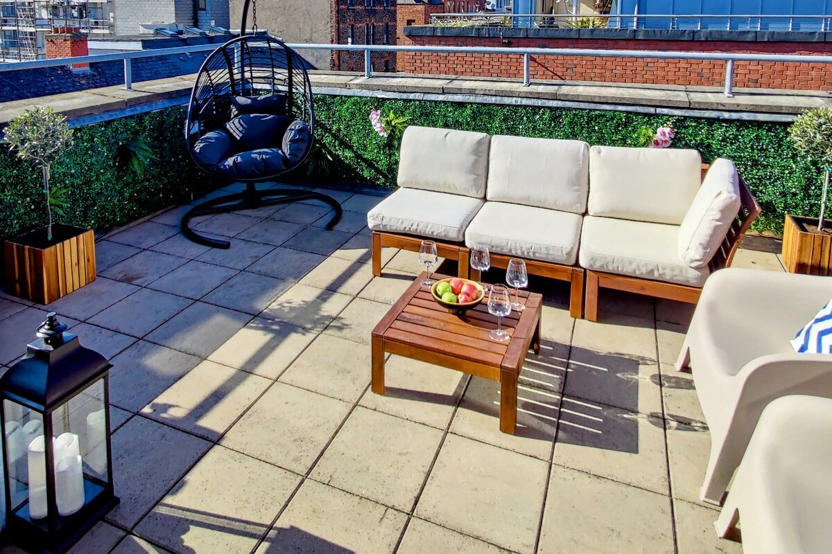 Penthouse / rooftop terrace The heart of the city gallery image 3