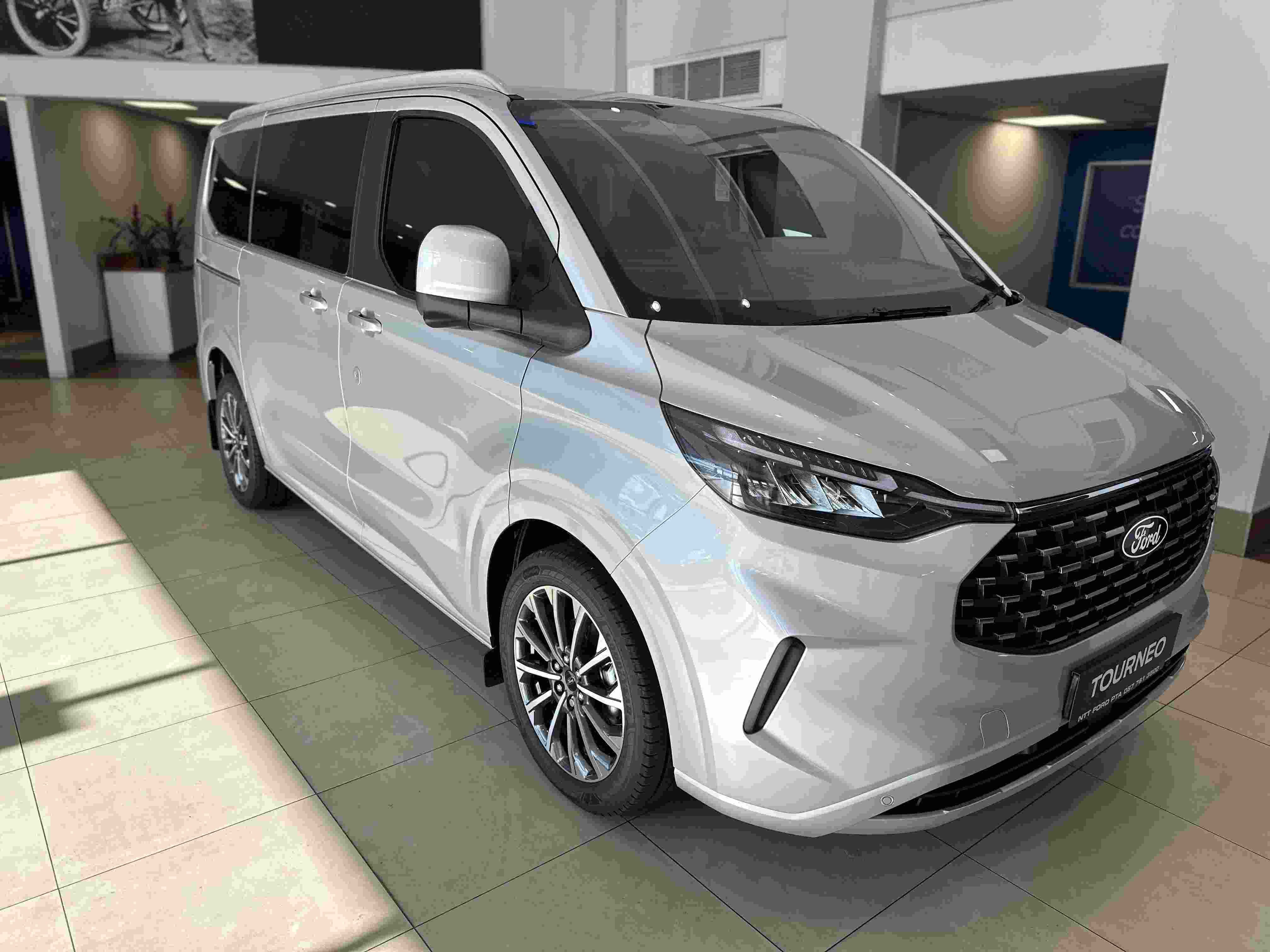 FORD TOURNEO CUSTOM 2.0D TITANIUM X A T for Sale in South Africa