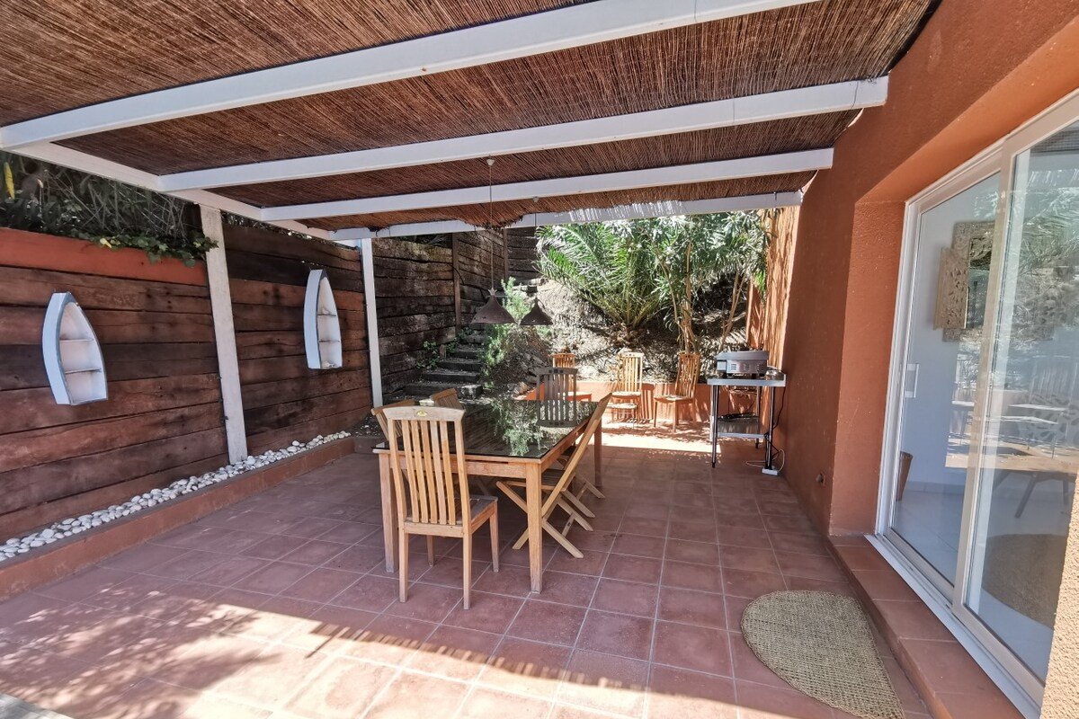 Villa 8 pers. piscine,vue mer, parking,costa brava gallery image 5