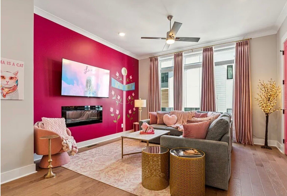 The Swifty Suite: Rooftop Deck gallery image 4