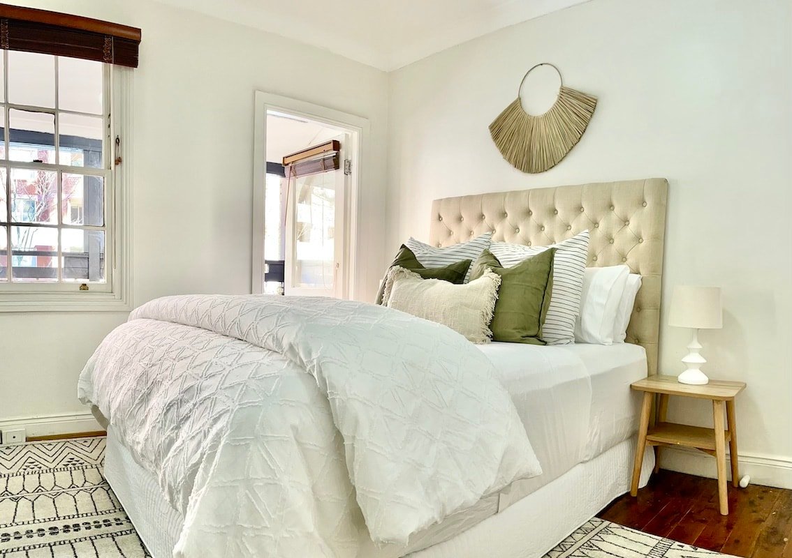 Style meets comfort in this inner-city home gallery image 3