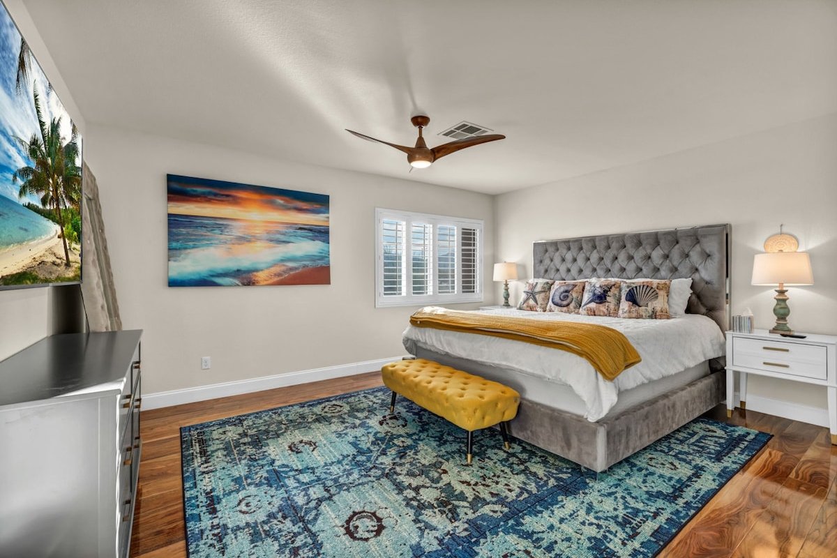 Vegas 6BR Dream Villa: Pool, Hot Tub & Games gallery image 3