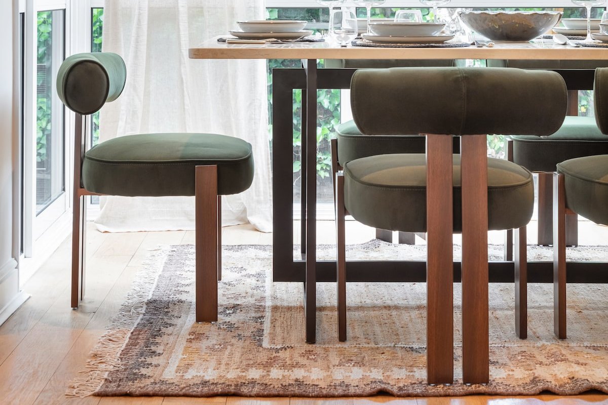 Rare 4bed Townhouse with Parking gallery image 3