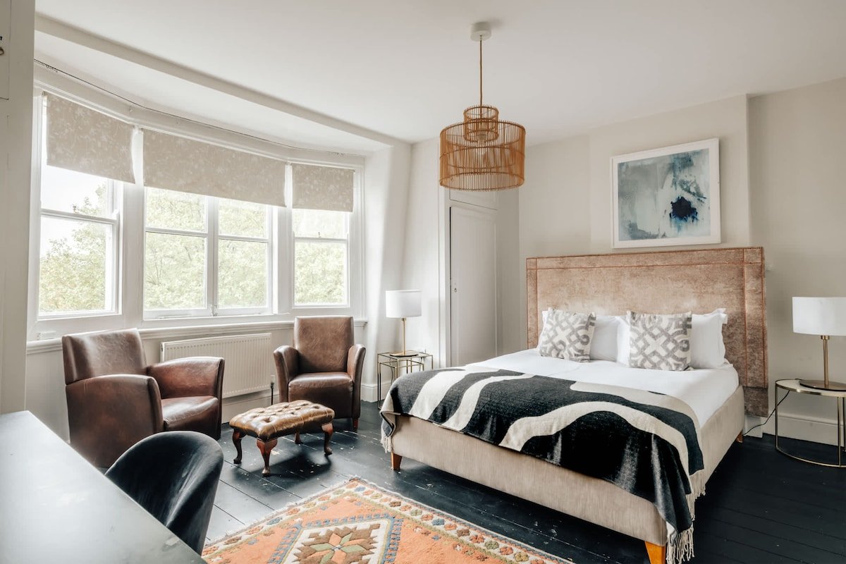 The Brontë Residence: 4BR Penthouse Knightsbridge gallery image 3