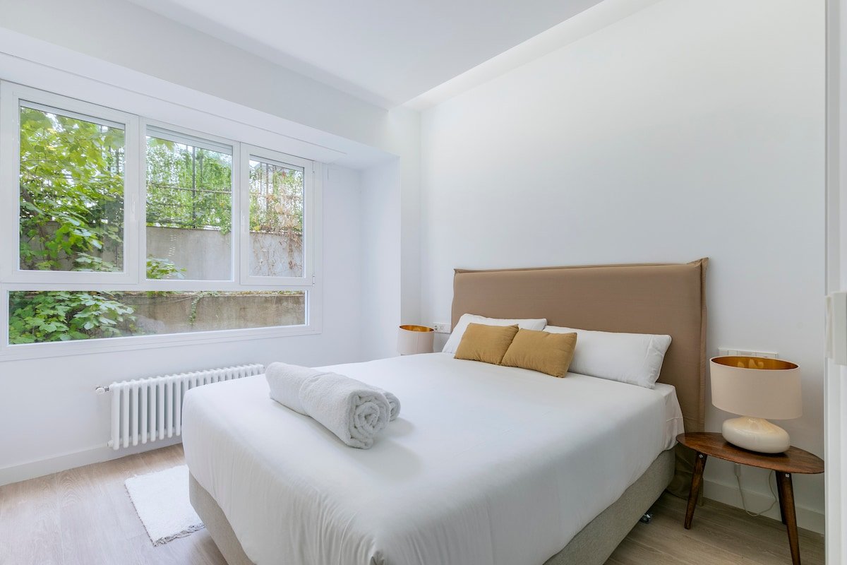 Beautiful & Modern duplex in the center of Madrid gallery image 5