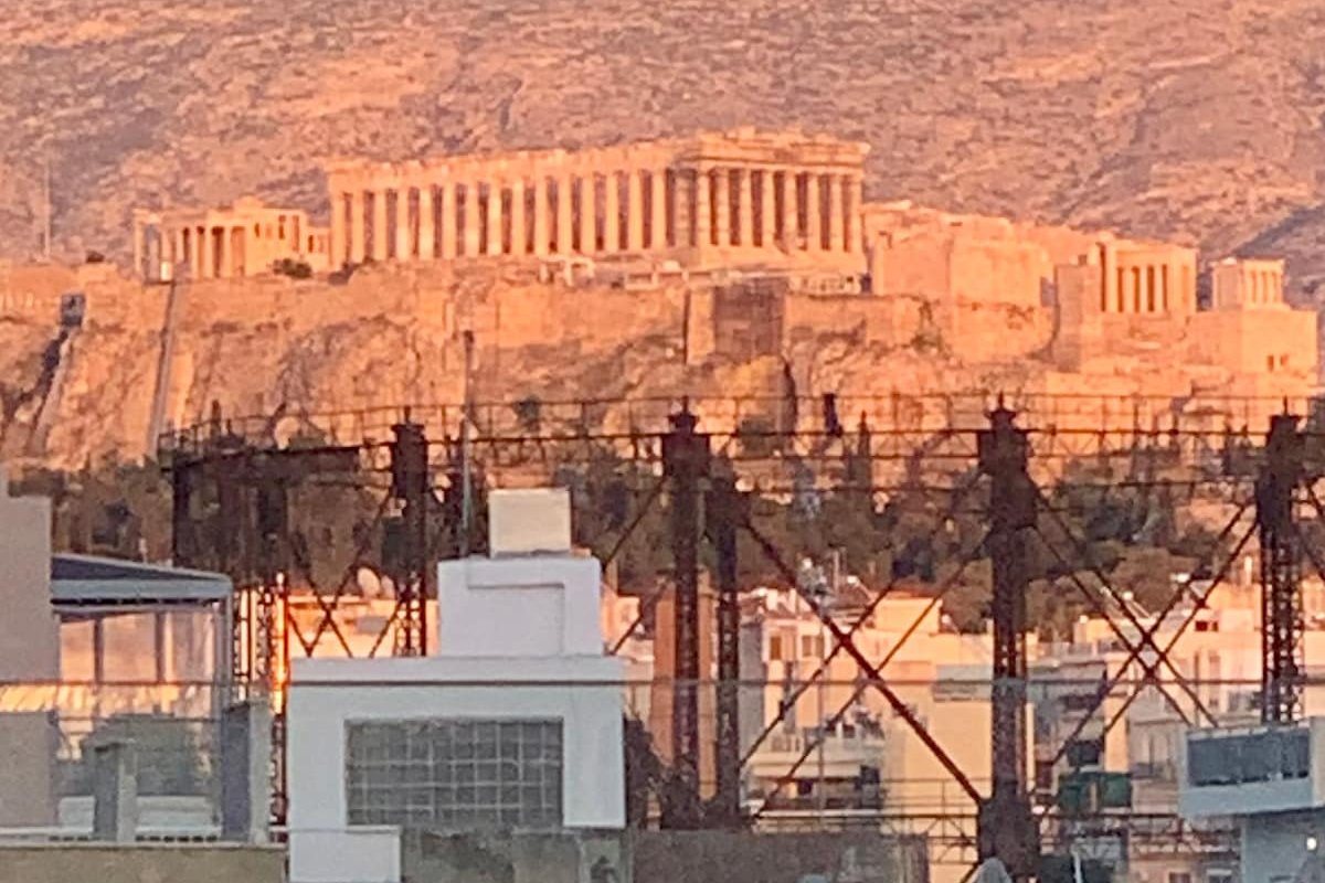 Fab New Flat in Central Athens w/ Acropolis Views gallery image 2