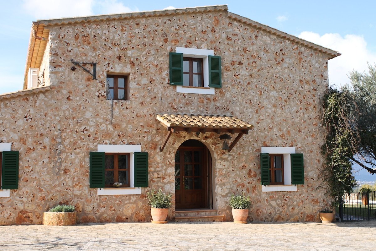 WONDERFUL VILLA IN COSTITX – PUIG DEN CONET gallery image 4