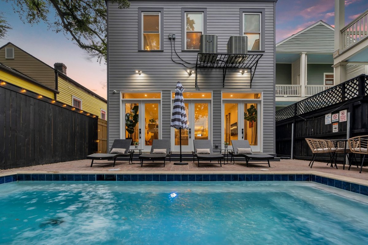 New Home Great for Groups | Heated Pool, Sleeps 10