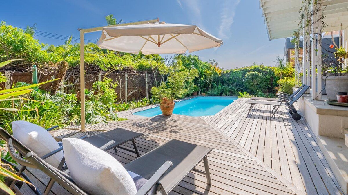 Beach house in the land of dreams gallery image 3