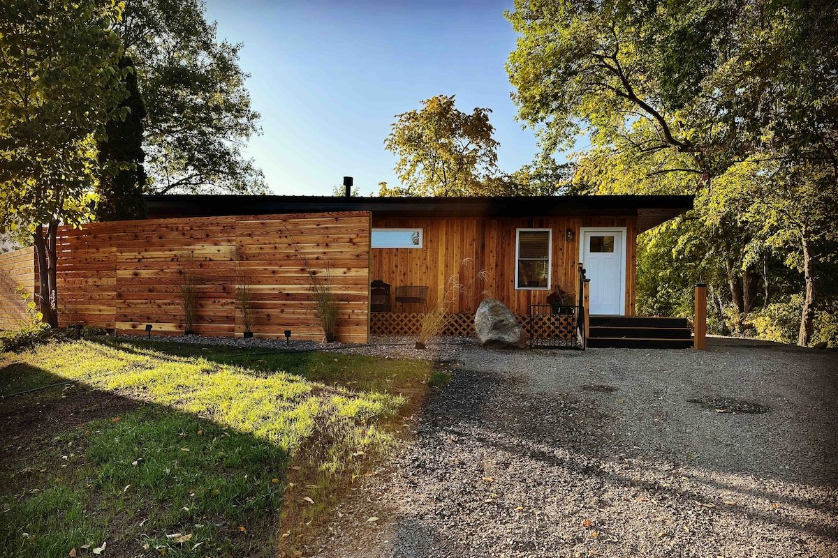 Nordic Harbor Haus – Lake living! gallery image 4