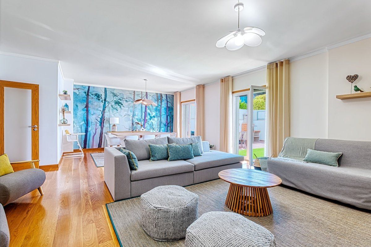 Lisbon Stunning House with Terrace gallery image 3