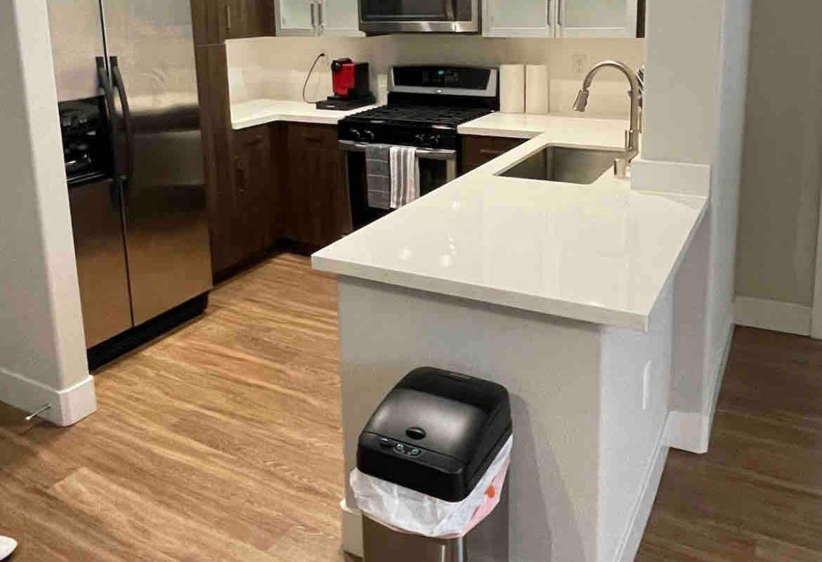 Penthouse heart of Westwood gallery image 5