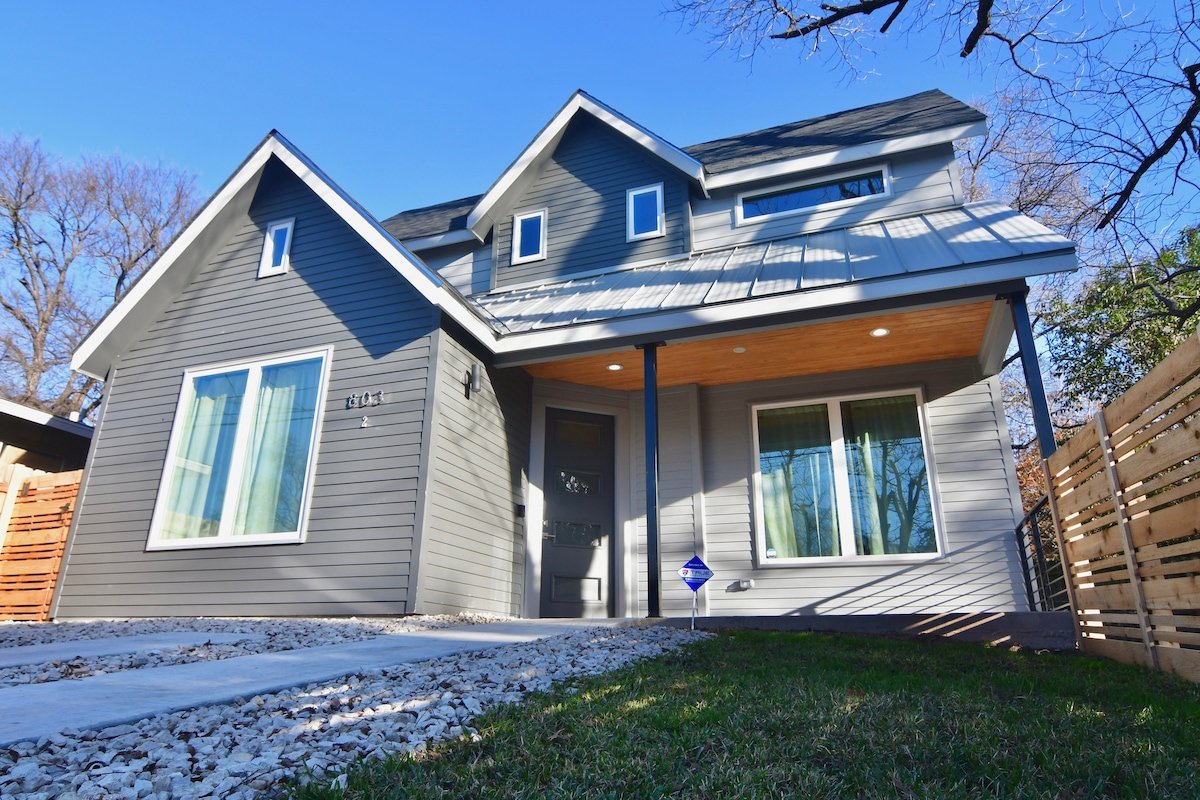 UT Home with FREE breakfast & late checkout gallery image 4