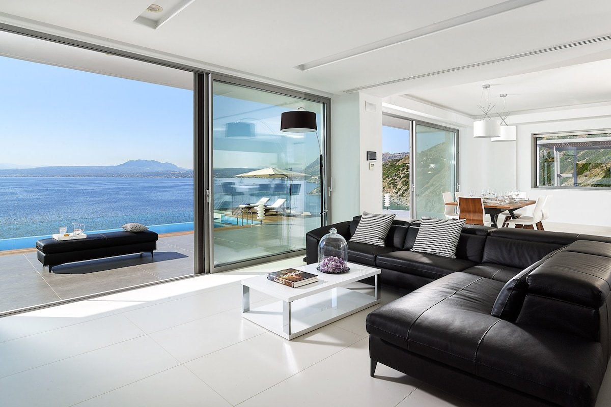 Beachfront Villa in Crete – Epavli Luxury Villa gallery image 5