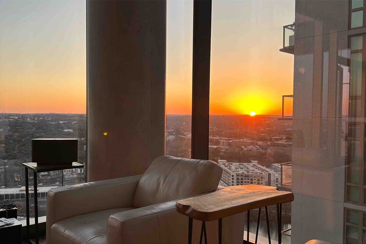 Newest Downtown Austin High Rise gallery image 4