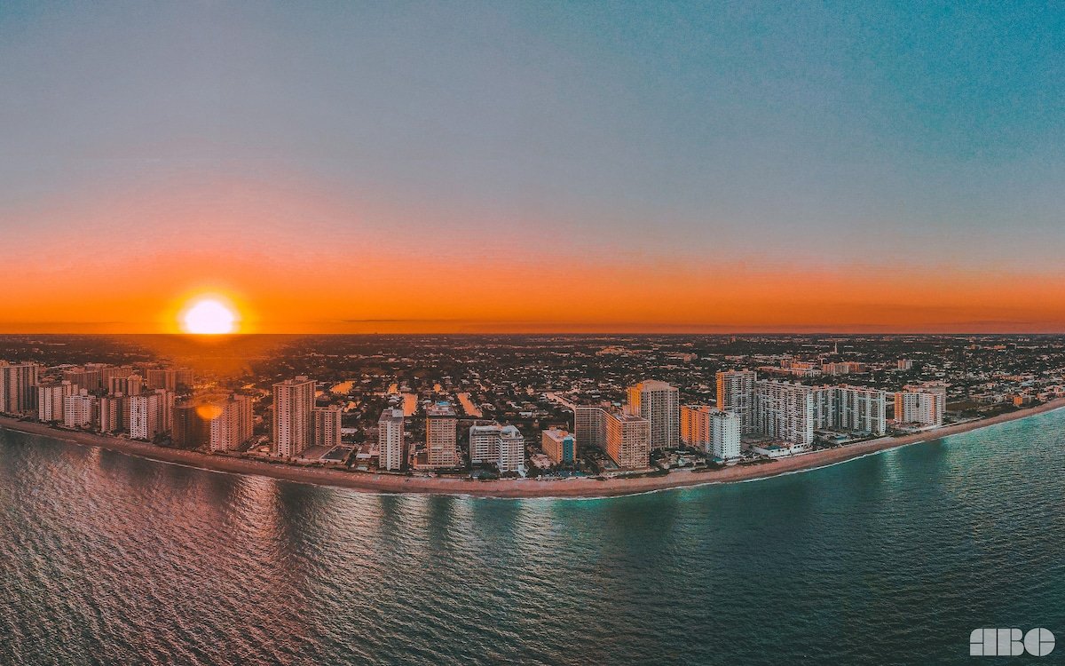 Oceanfront Resort | 40′ Balcony | 8th Floor gallery image 3