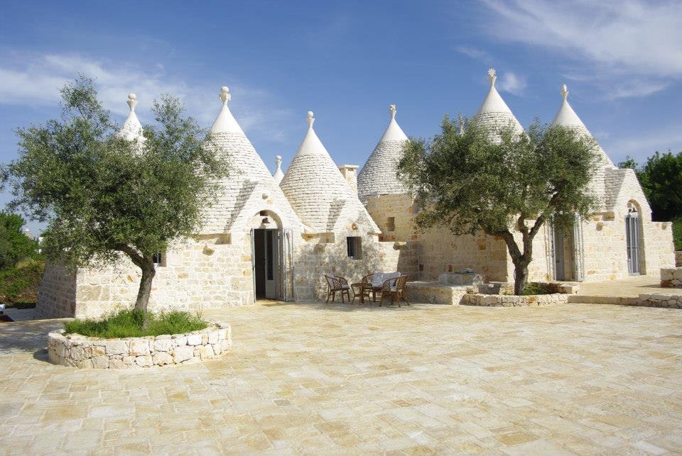 Trulli Tramonti d’Itria – Intera Struttura gallery image 2