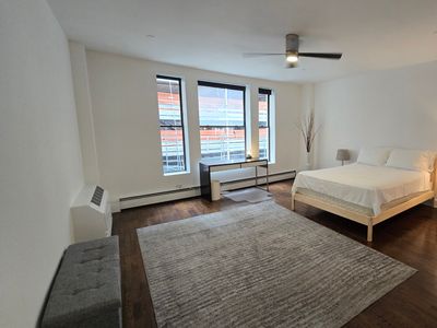 LUX Spacious Elevator Fullfloor apt