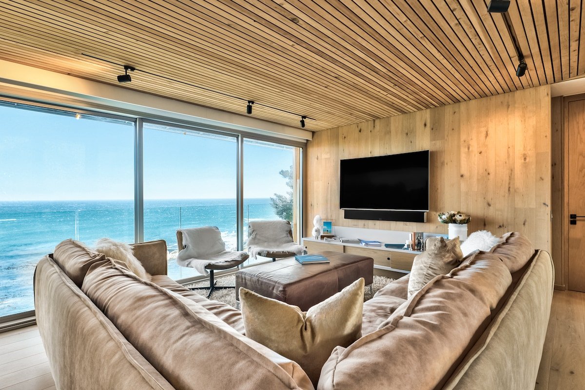 Sensual gallery image 4