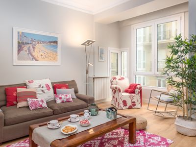 Spacious apartment, sea view, Old Town