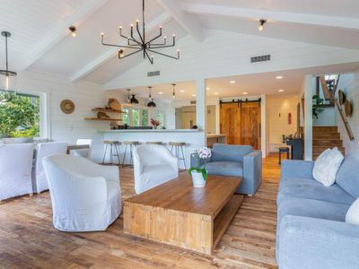 Gorgeous Hale Liho Liho – newly remodeled with AC