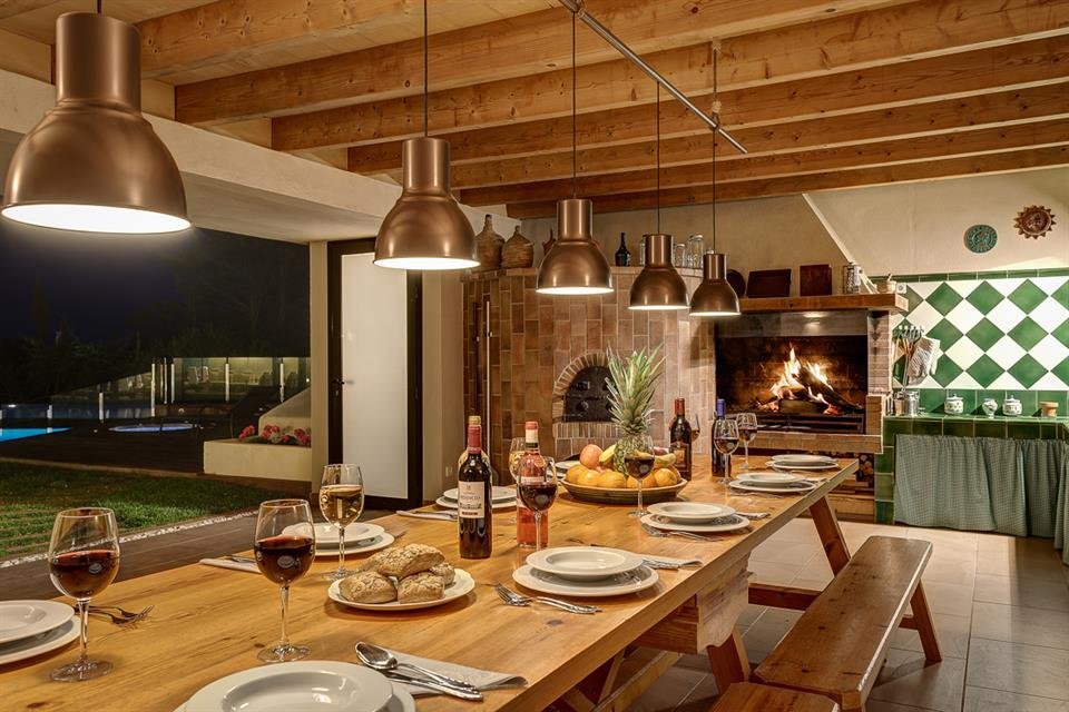 Binife – Villa exclusiva con piscina climatizada gallery image 3