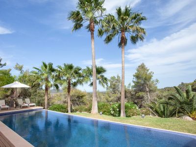 Mountain and sea view Villa