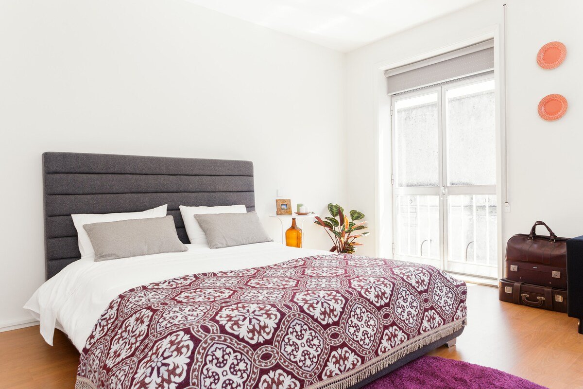 FH – Prédio de 6 Apartamentos no Centro do Porto gallery image 4