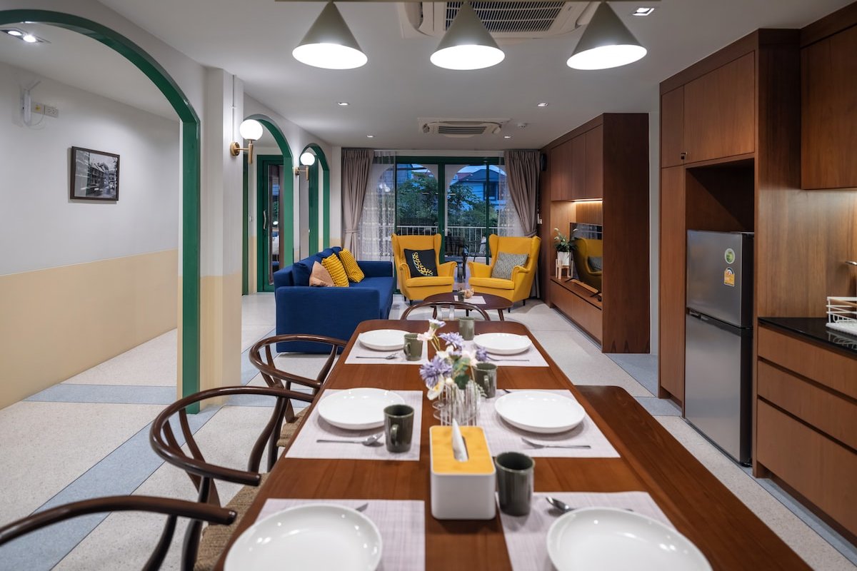 Bedtime Storeys near ICON SIAM: Baan Chareonrat gallery image 2