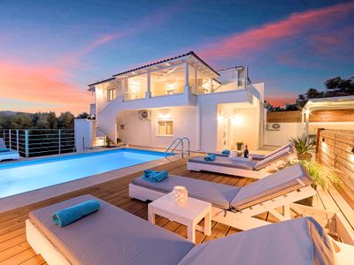 Etoile Villa Heated Pool