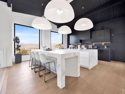 Stunning Hollywood Hills Luxury Retreat with Pool!