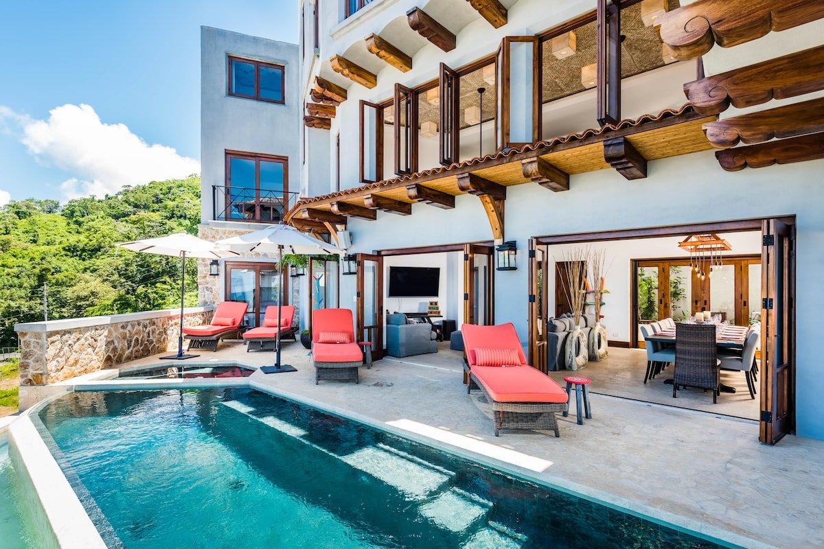 Ocean View, Pool & Beach Club – Villa del Sol