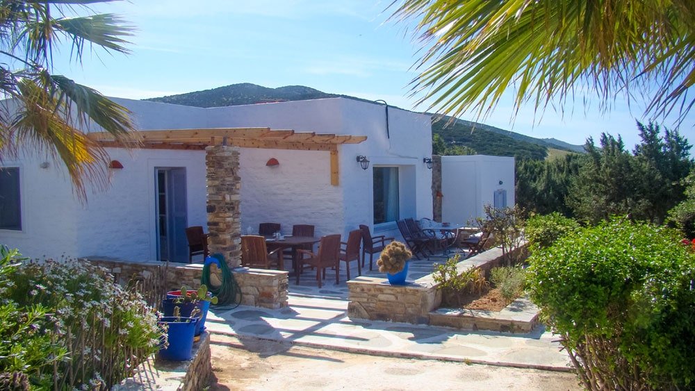 Villa Ilios, beach front Antiparos gallery image 2