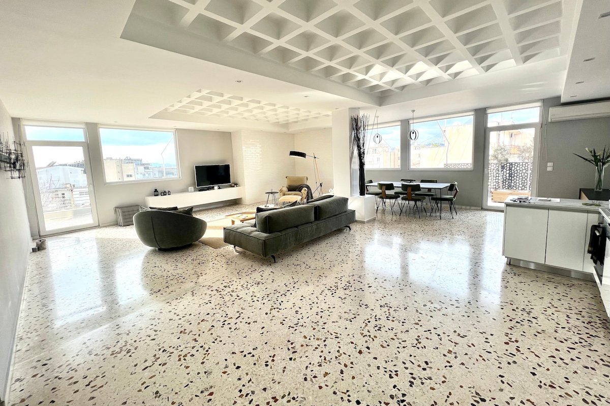 Fab New Modern Flat in Central Athens with Awesome Sunsets gallery image 3