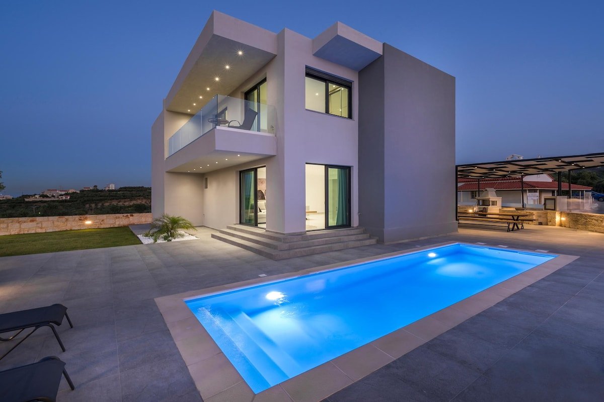 Nikolioudis Luxury Villa Spirit | Agia Marina gallery image 2