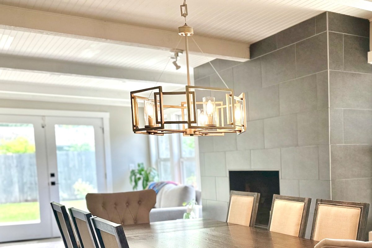 Charming Oasis | Pool & Spa | 10 min to DT/UT/Q2 gallery image 5