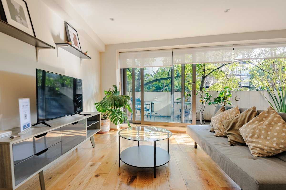 Stay in La Roma, the heart of Mexico City gallery image 2