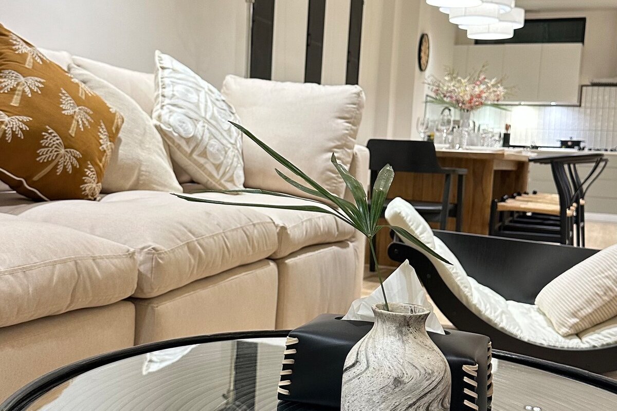 Asok haus Free BF/3n free 1way transfer gallery image 4