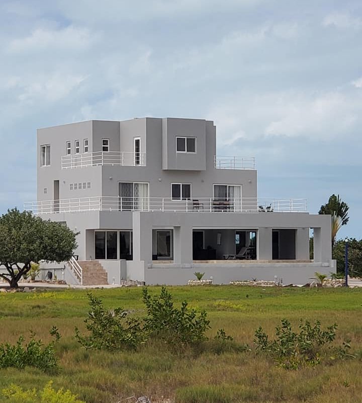 Casa De Tortuga – 4 bed villa sleeps 8-10! gallery image 2