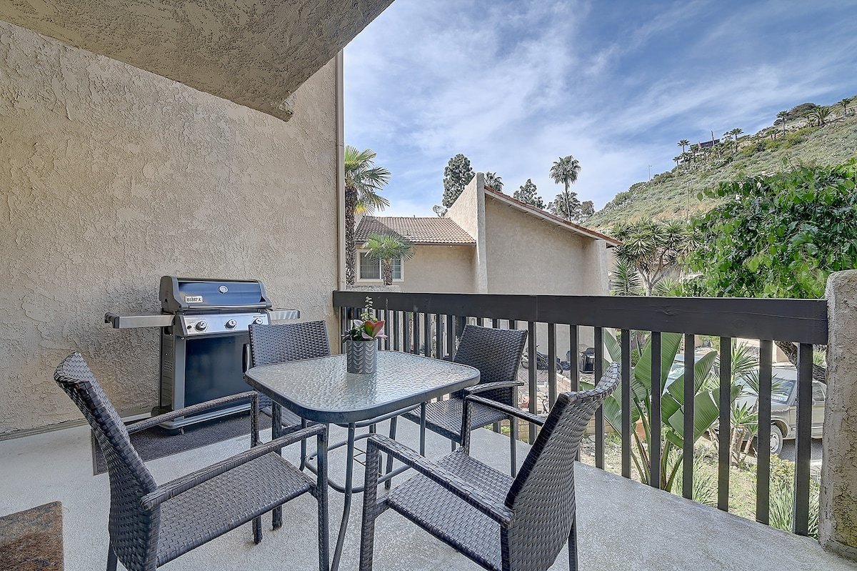 Avalon Terrace “Golfcart + AC” gallery image 4