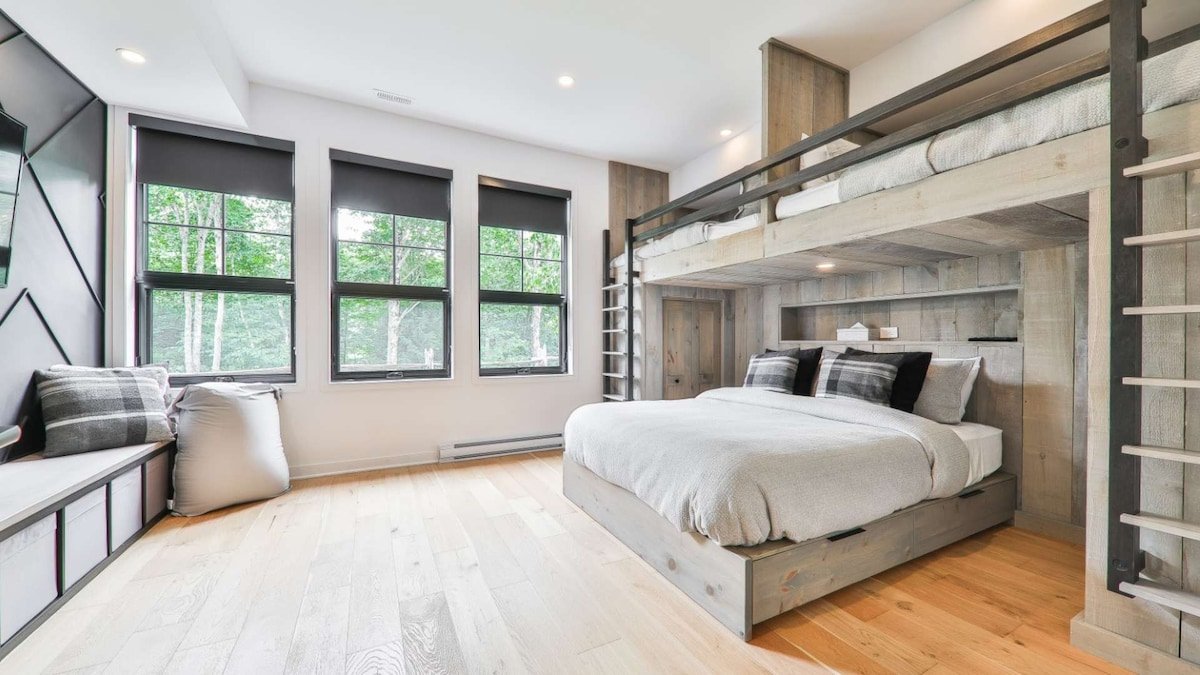 Tremblant-Les-Eaux 215-04 gallery image 2