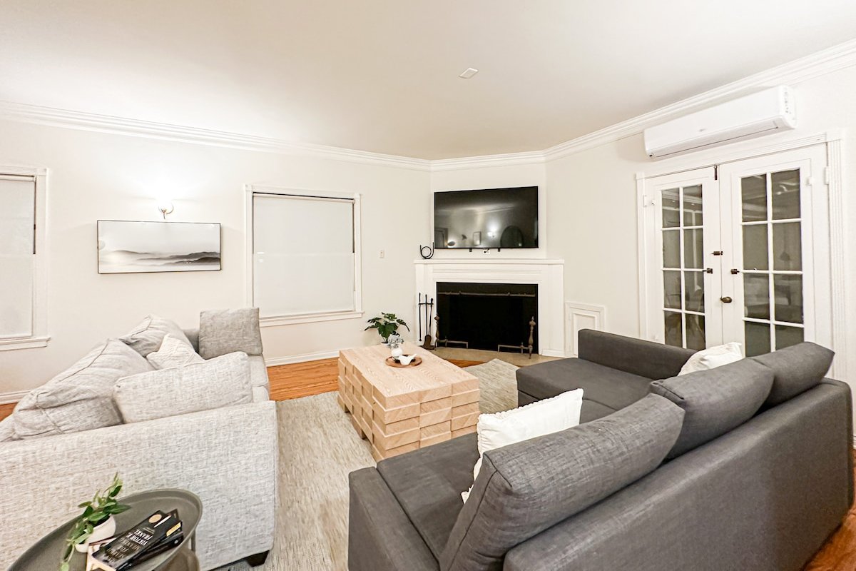 Lovely 4BR Family Retreat Close to UCLA- WIL – WW gallery image 3