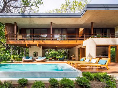 Sabi – Beachfront Luxury Villa at Rayo Verde