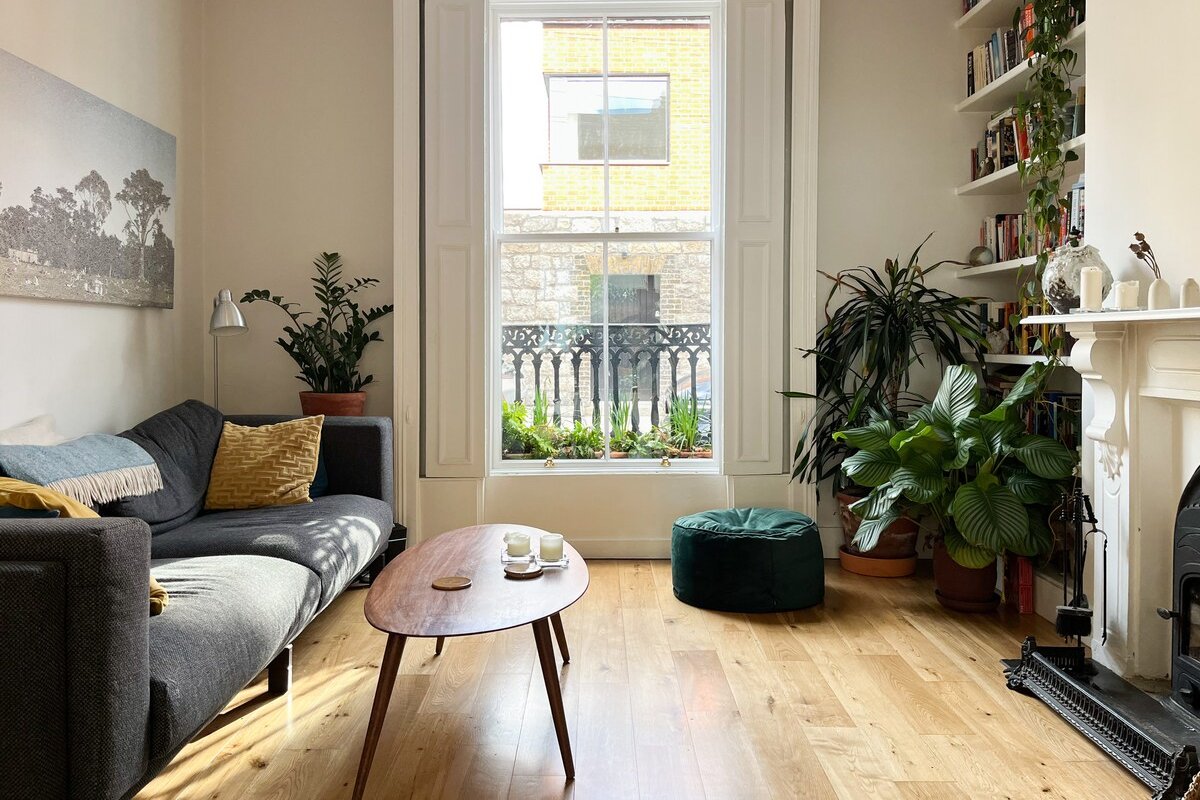 Beautiful light-filled home in the city centre gallery image 3
