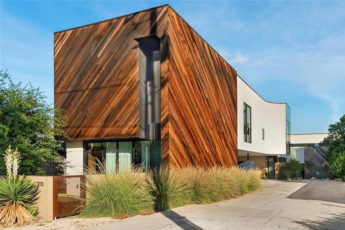 The Austin Oasis – Modern, Spacious & Very Central