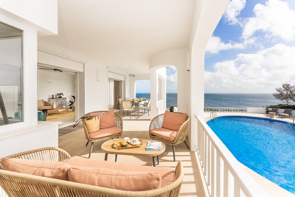 Elegant villa in front of the sea S’Algar, Menorca gallery image 5